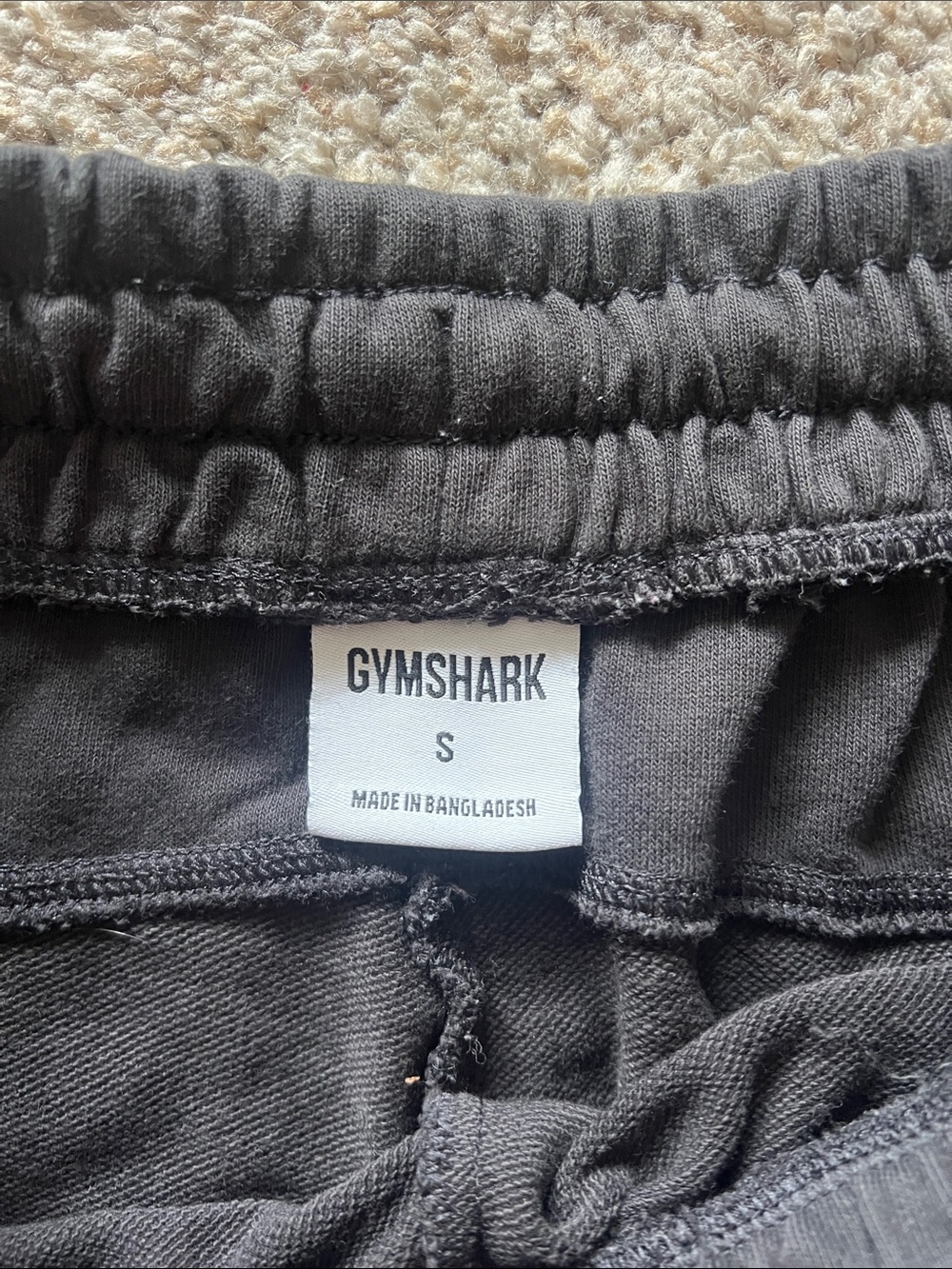 Gymshark Women’s Crest Joggers View 3